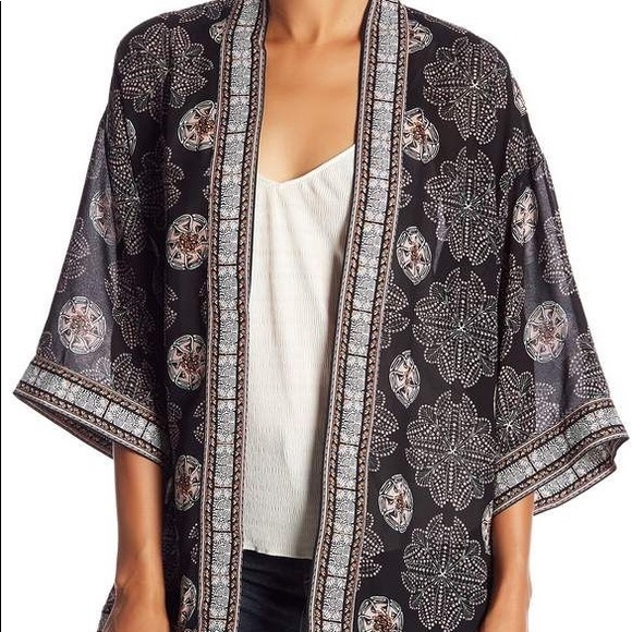 Max Studio Tops - Max Studio Printed Bed Kimono